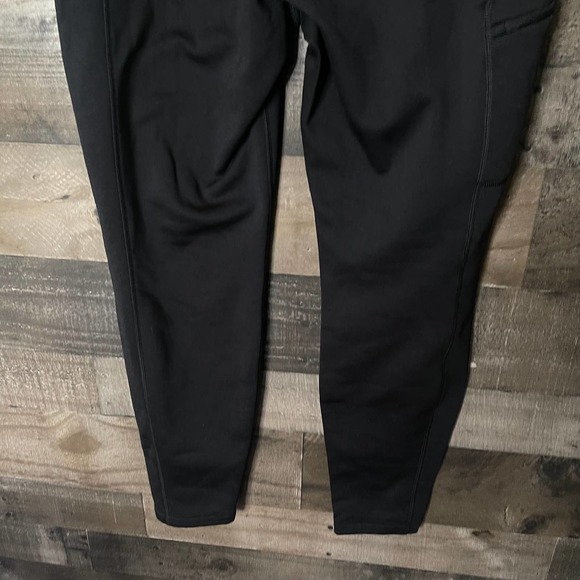 SOLD Patagonia Thermal Pants Large - Picture 6 of 6